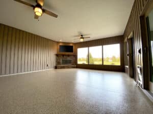 OGI floor with fireplace